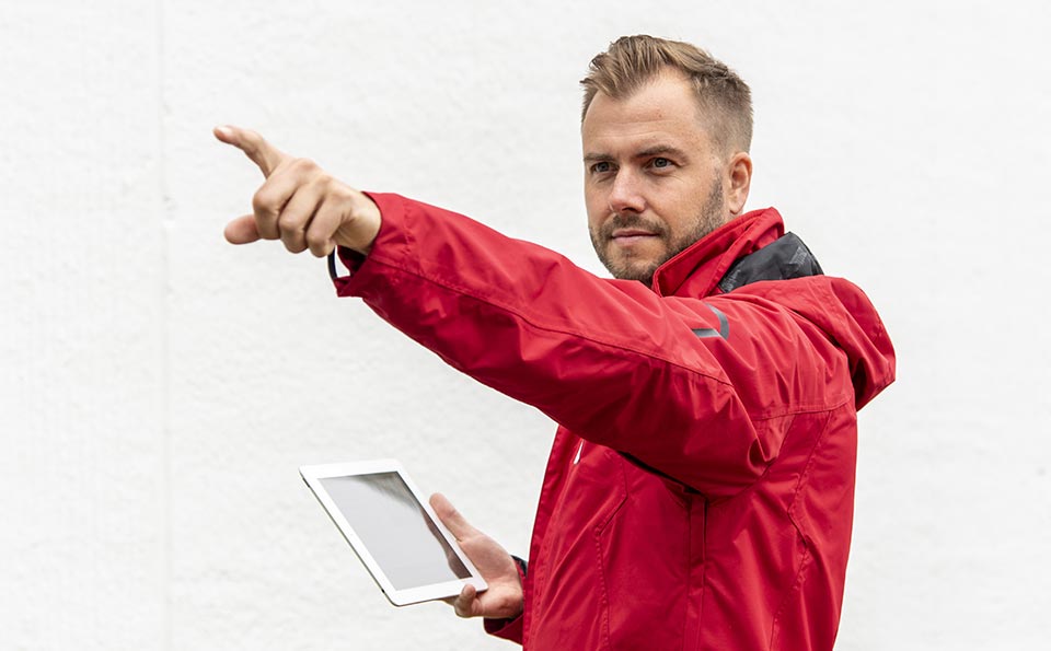 Övervakningskamera som kan flyttas runt på tillfälliga arbetsplatser.